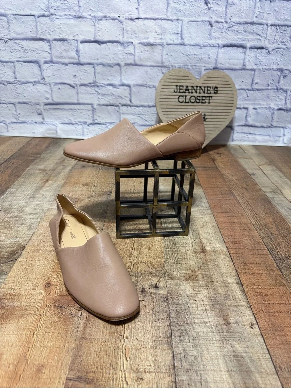 Clarks Pure Tone Shoes Womens Size 11 Nude Leather Slip On Flats Ballet Comfort